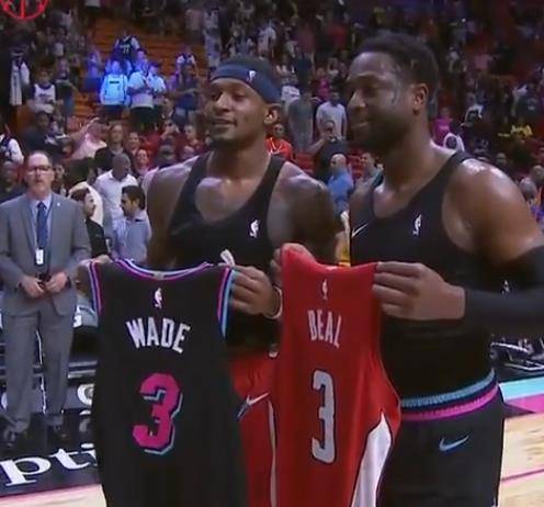 通过 通过